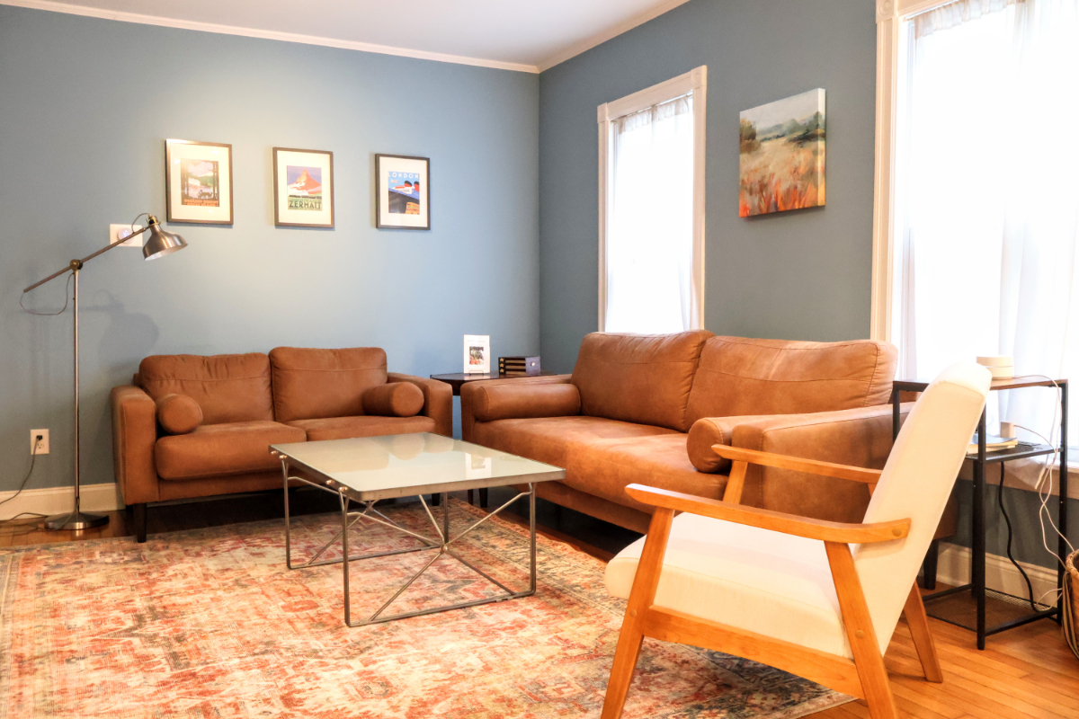 3 Bedroom in the Heart of the Art's District - Photo 5