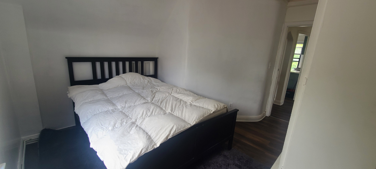 Bright 2 Bedroom In Briarwood With Rooftop Deck And 5 Minutes To Subway - Photo 6