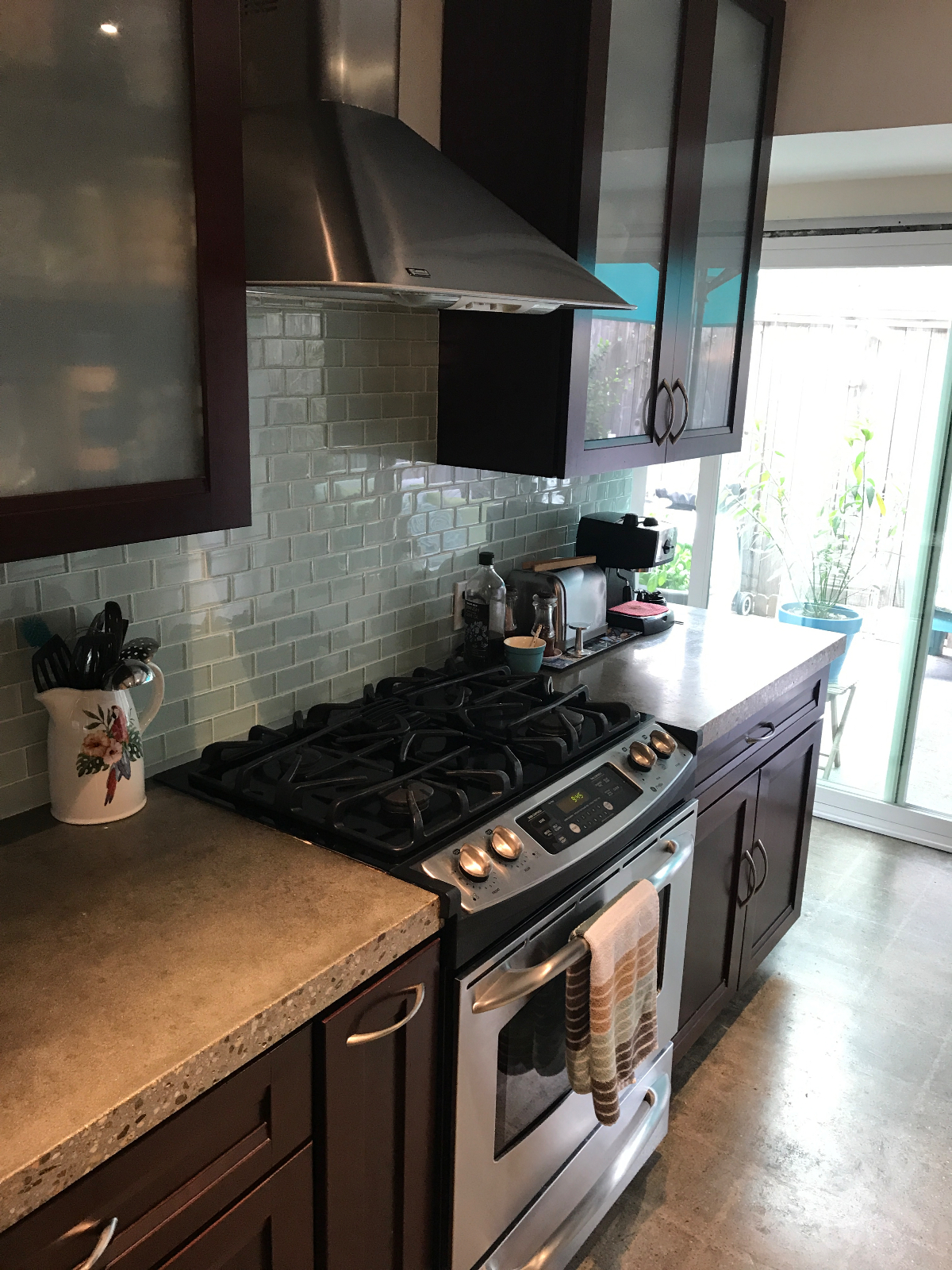 Desirable Mar Vista Town House close to the beach and only blocks from the famous Farmers Market - Photo 2