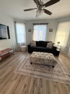 Cozey 3 bedroom Retreat - near airport and downtown