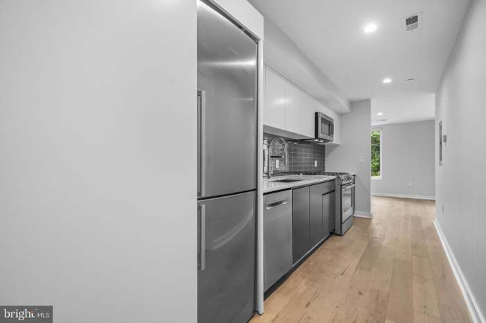 Modern NoMa Condo Near Metro & Union Market - Photo 1