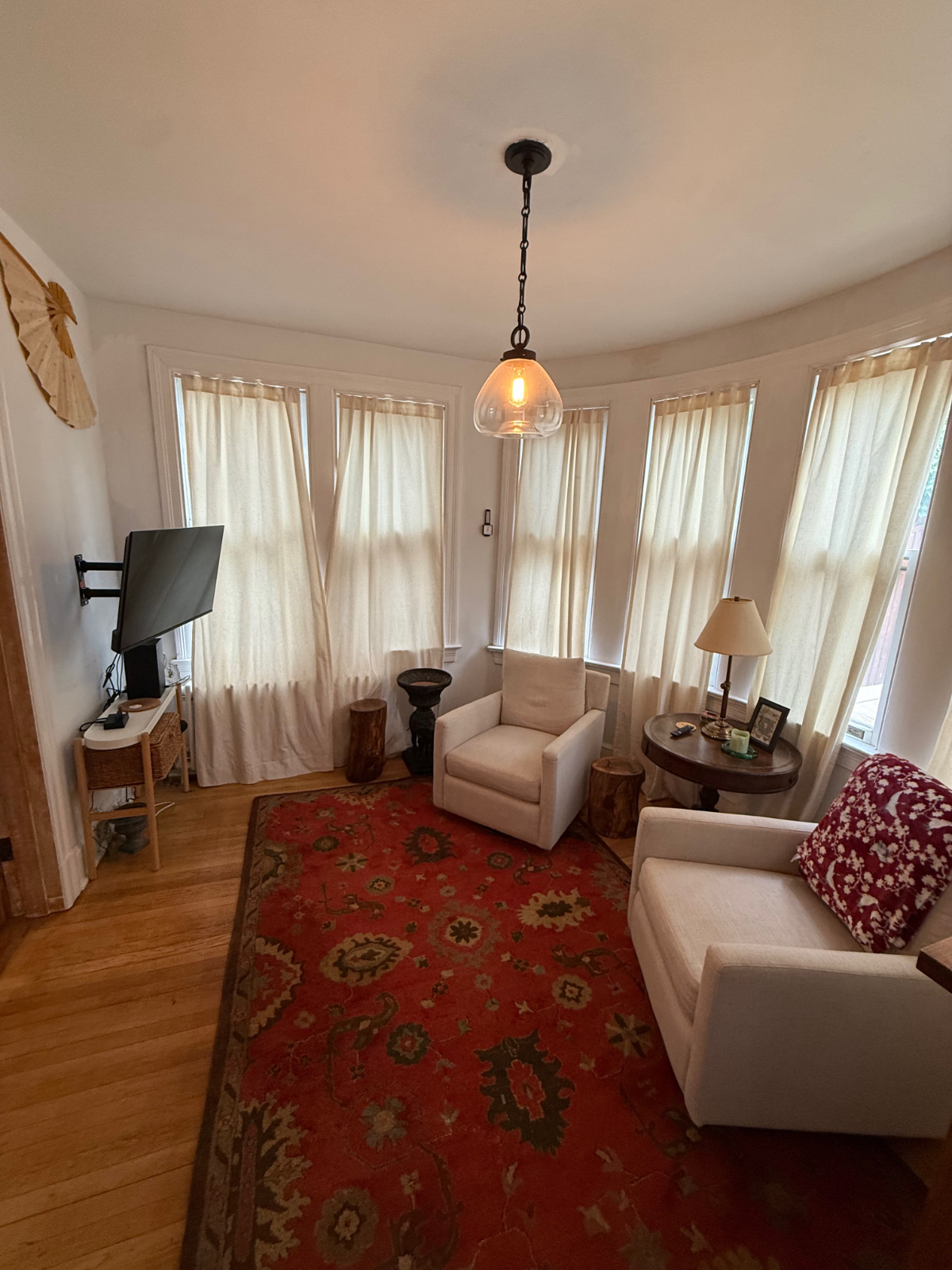 Gorgeous Three-Bedroom Two-Story Home in Cleveland Park - Photo 11