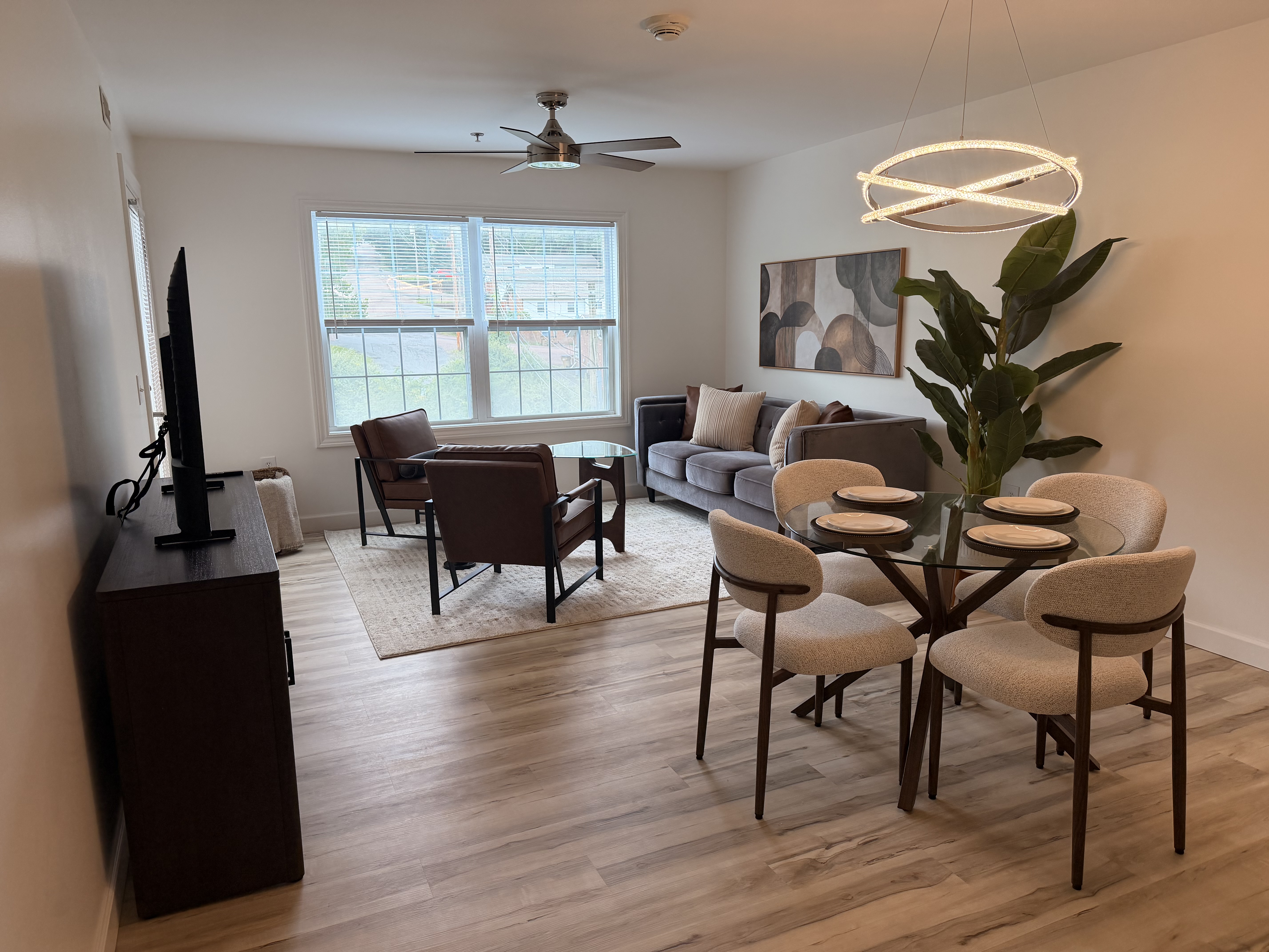Executive Living Fully Equipped 2BR Condo  Next to WVU Medicine/Mon/WVU/Stadium - Photo 5