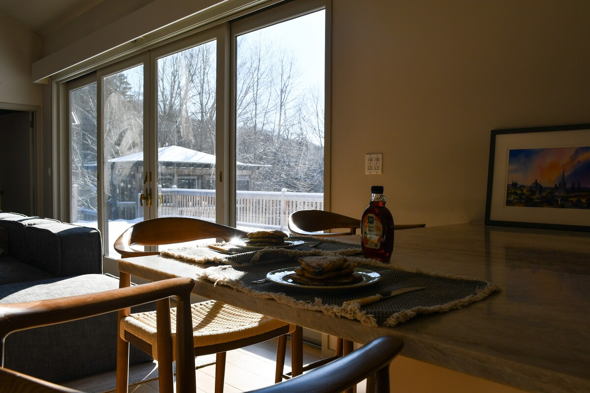 Quaker Hill Hideway - Luxury Furnished 3BR on 7 Private Acres with Pool - Photo 12