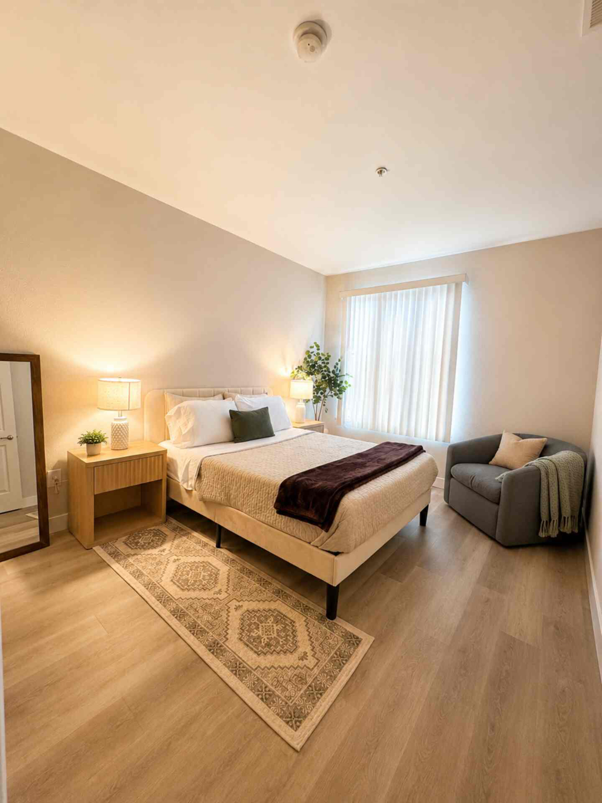Executive 2BR Condo Walk to Santana Row | 30+ Night Stays - Photo 2