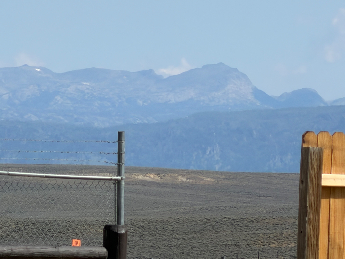 Clean, comfortable, inexpensive extended-stay rooms near Pinedale - Photo 3