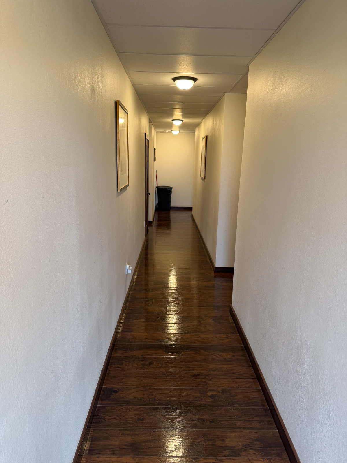 Clean, comfortable, inexpensive extended-stay rooms near Pinedale - Photo 12
