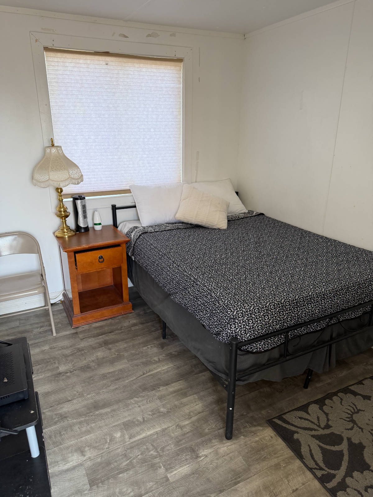 Clean, comfortable, inexpensive extended-stay rooms near Pinedale - Photo 8