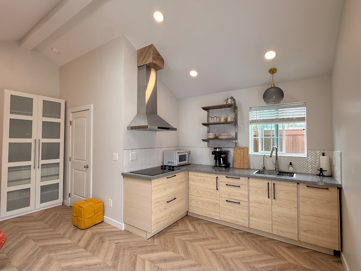 Brand-New Midtown Ventura Detached Studio Near Hospitals & Beach - Photo 3