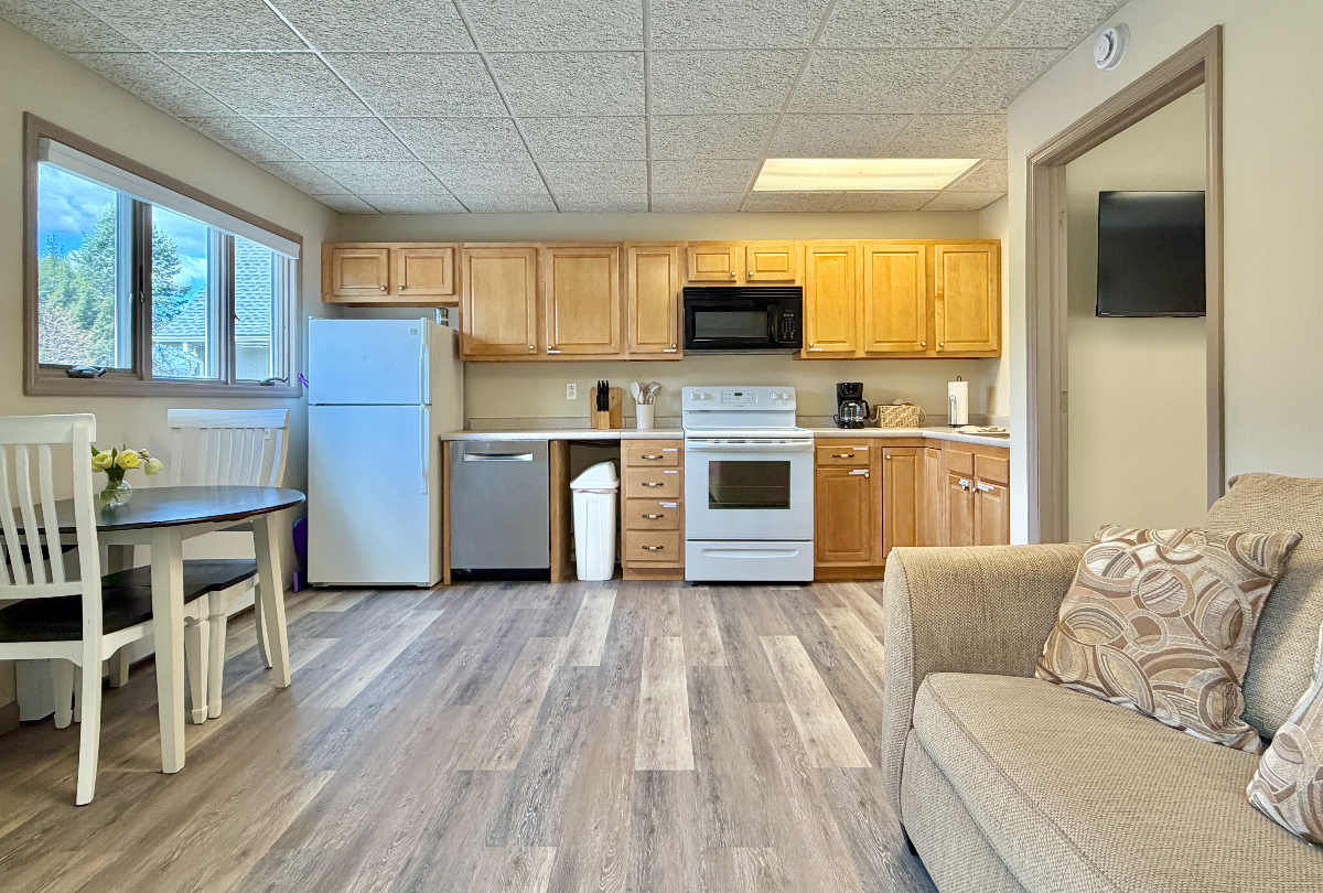 King Suite | Private Oneonta Apartment with Full Kitchen - Photo 10