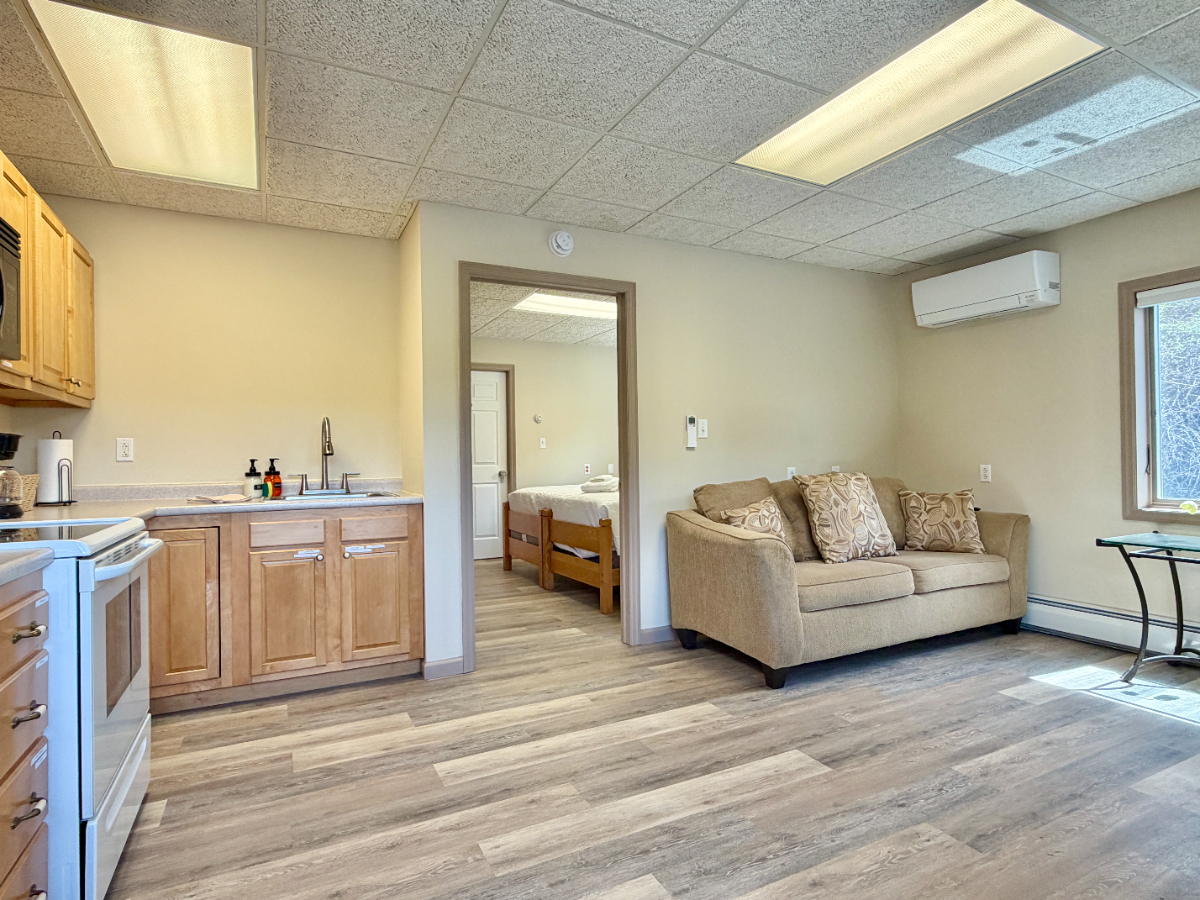 King Suite | Private Oneonta Apartment with Full Kitchen - Photo 11