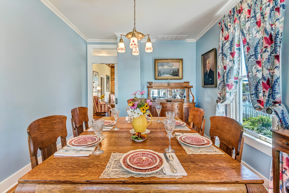 LaFollette House by Stahancyk House - Photo 6