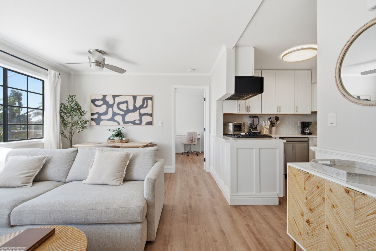 Charming North Park Condo! $500 off first months rent! - Photo 1