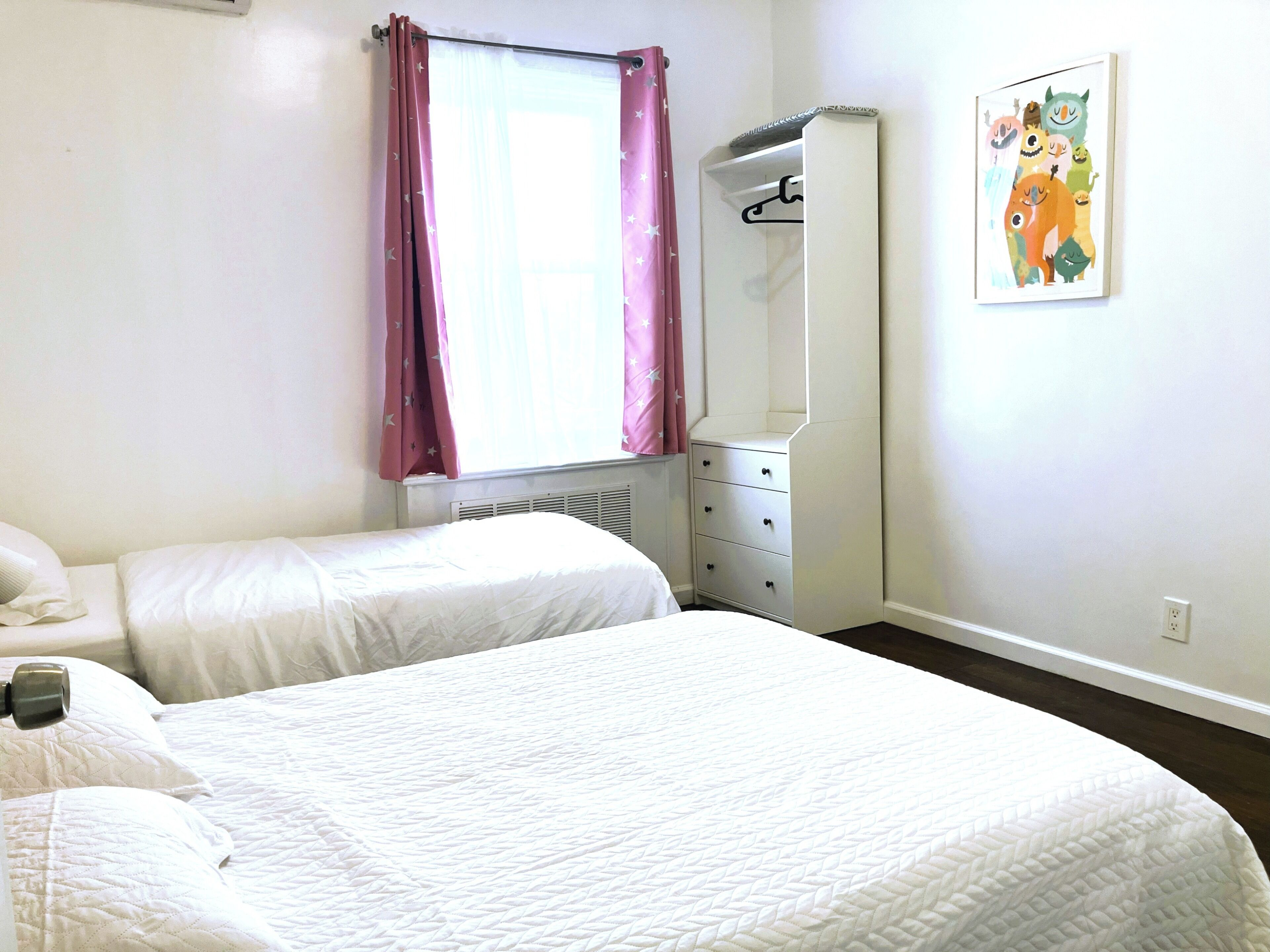 New! Stylish! Comfortable! Main St! Free Parking! (A21) - Photo 12