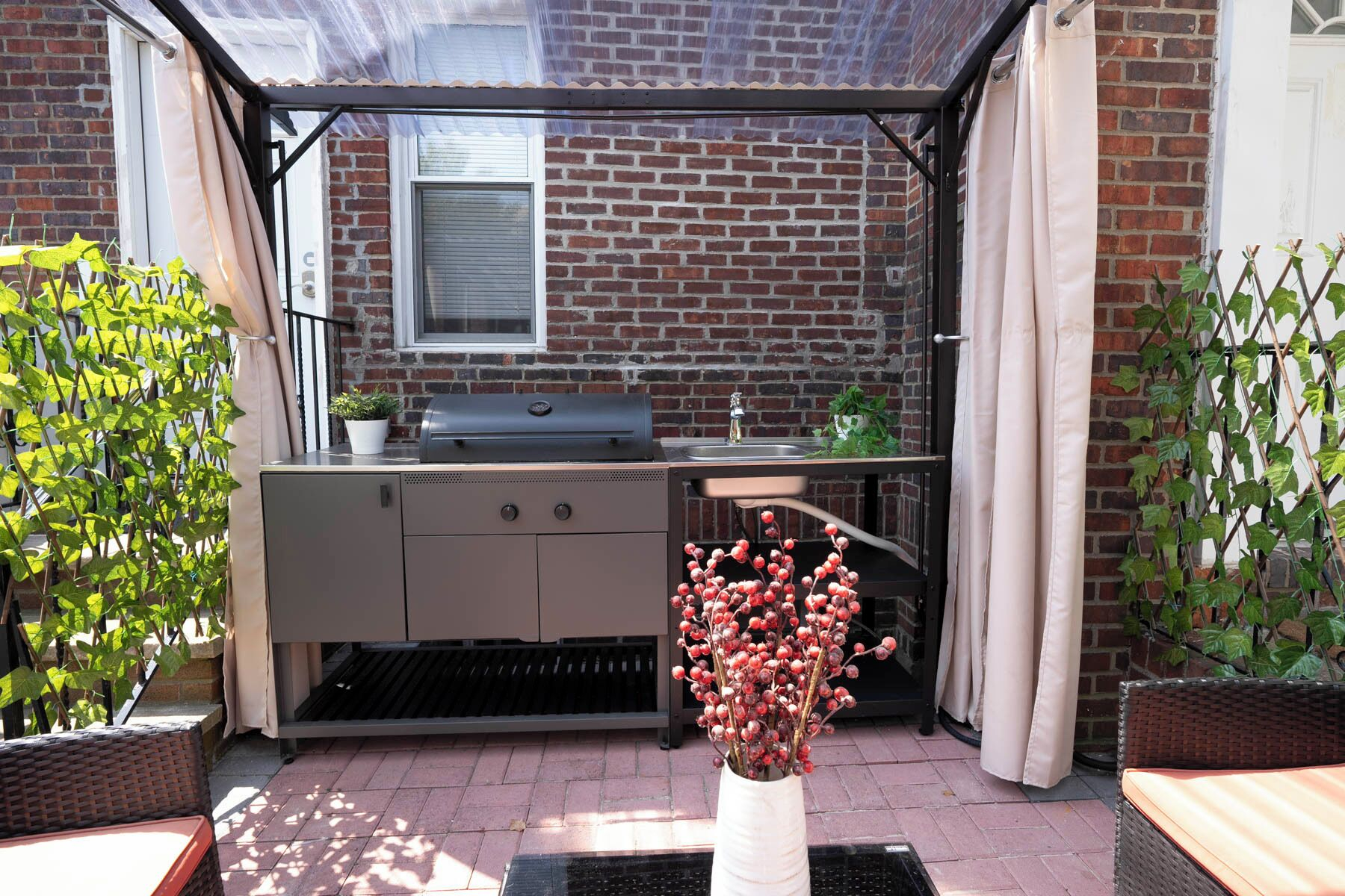 New! Stylish! Comfortable! Main St! Free Parking! (A21) - Photo 11