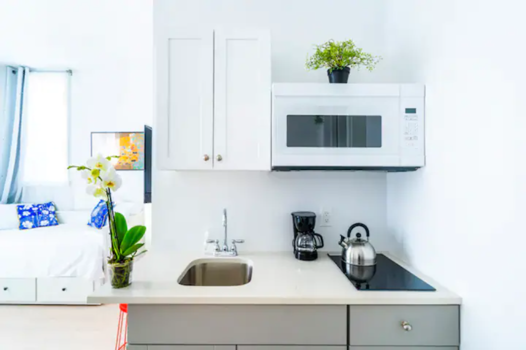 New! Stylish! Comfortable! Main St! Free Parking! (A21) - Photo 12