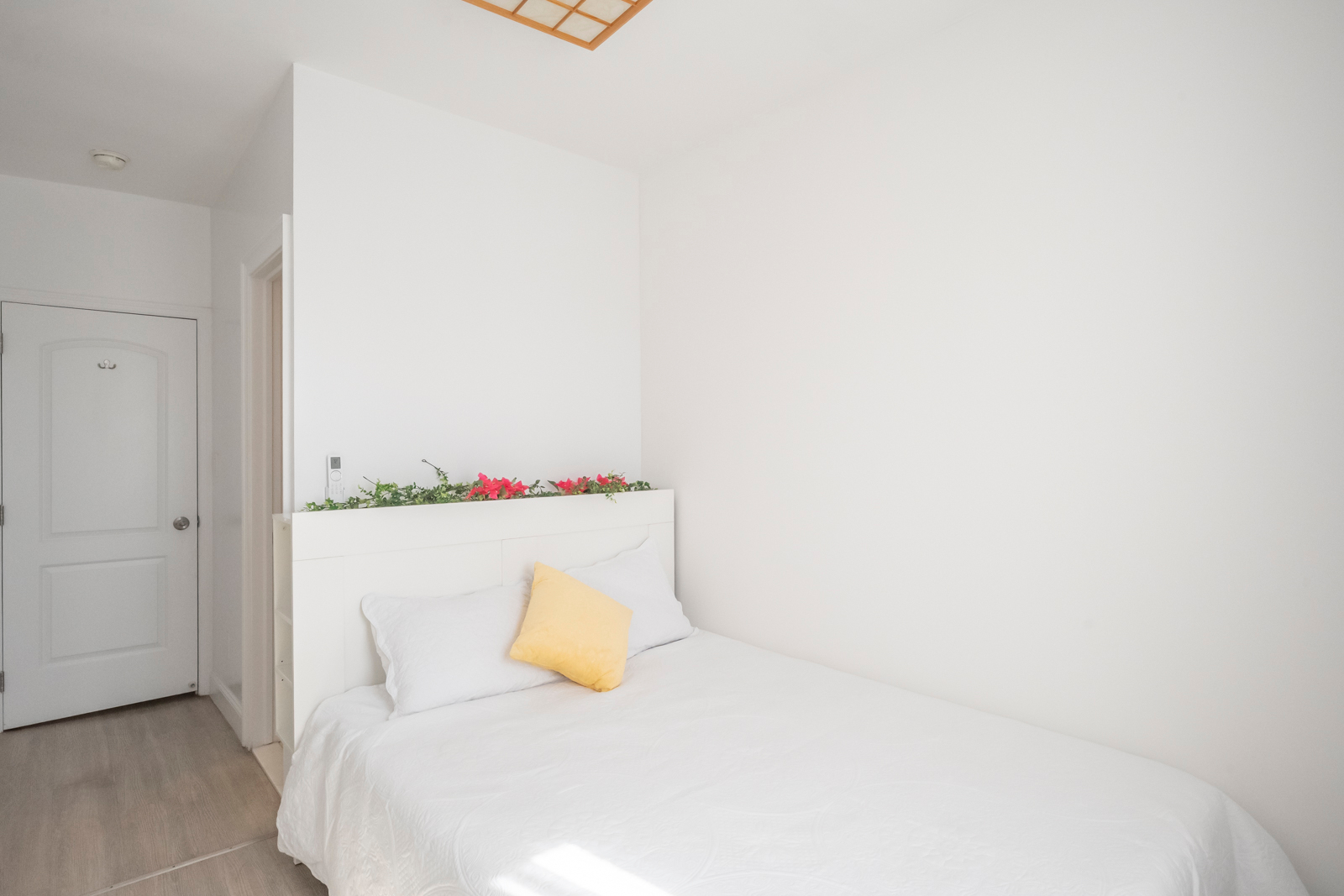 New! Stylish! Comfortable! Main St! Free Parking! (A21) - Photo 12