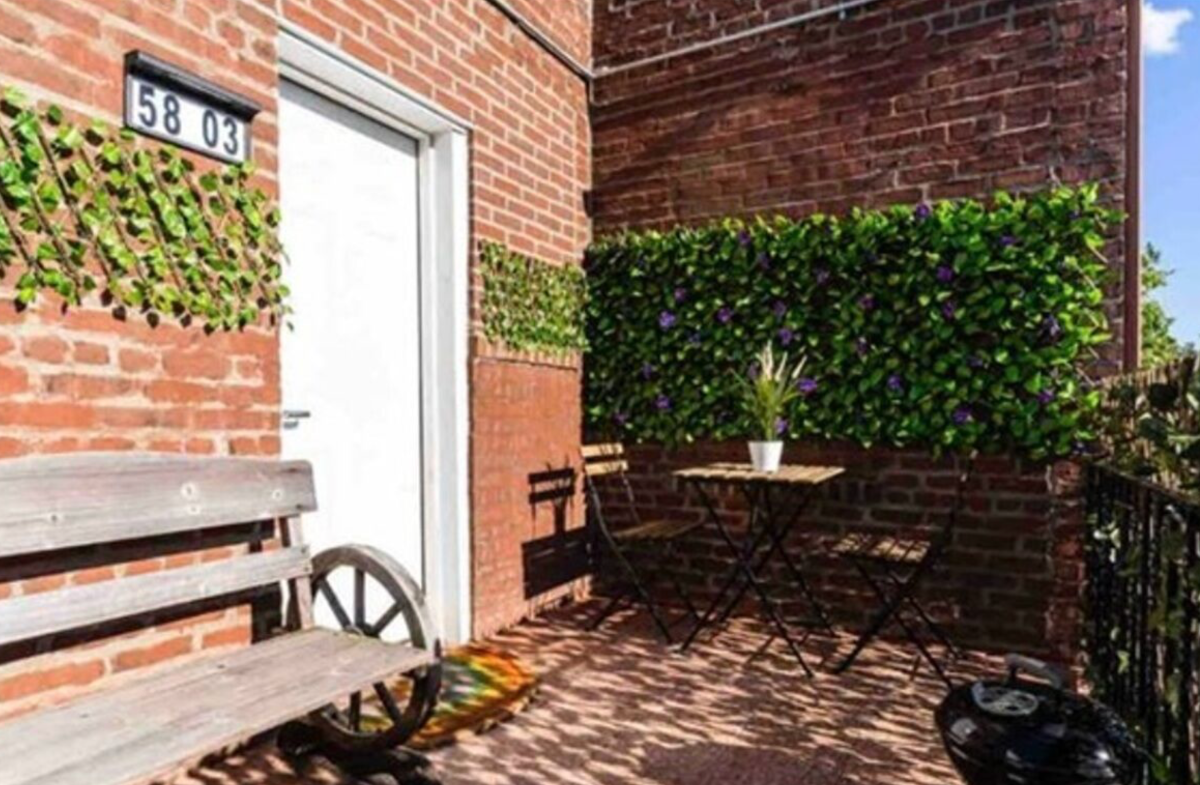 New! Stylish! Comfortable! Main St! Free Parking! (A21) - Photo 2