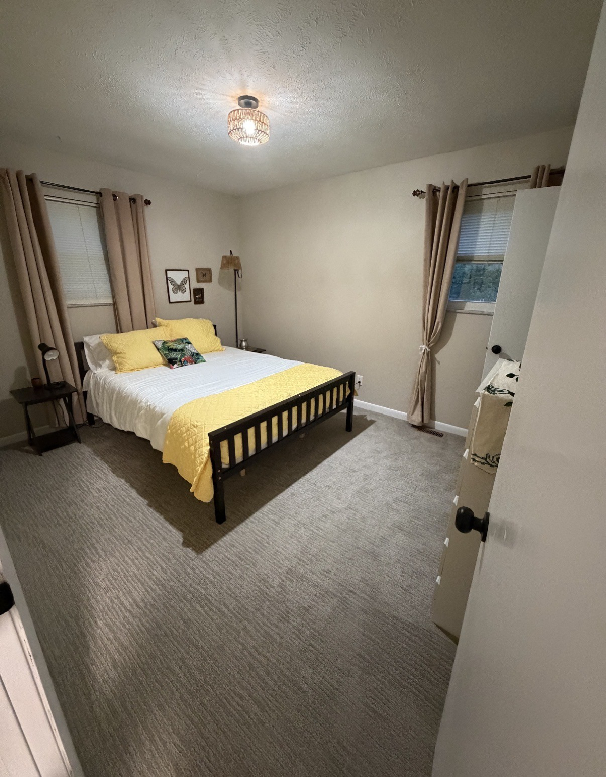 Vandalia Health CAMC / WVU Thomas. Pet-friendly spaces to wind down between shifts. - Photo 10