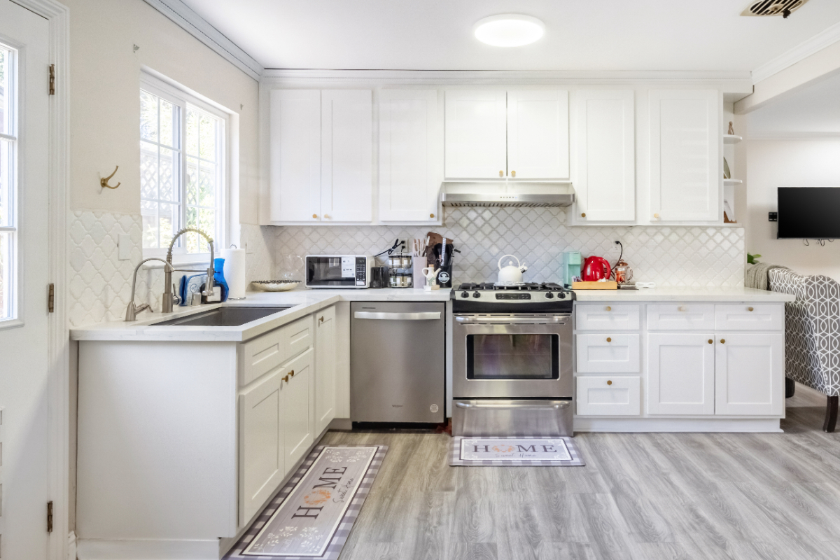 Silicon Valley Corporate Ready Dream Home for Family/Business Stay (4BR/2BA) All Utilities Included - Photo 6