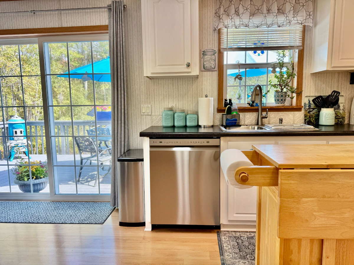 Comfortable 3-Bedroom Home with King Primary Suite, Ample Parking & Prime Walkable Village Location - Photo 9