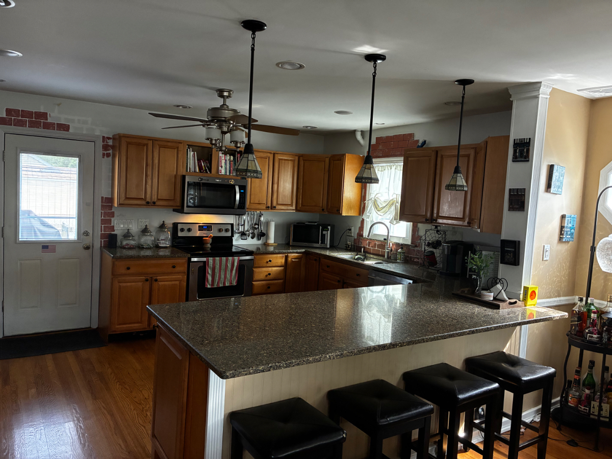 Private Room in a Beautiful House with central A/C - Photo 6