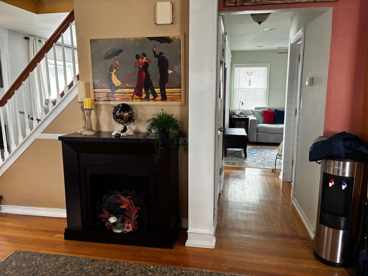 Private Room in a Beautiful House with central A/C - Photo 4