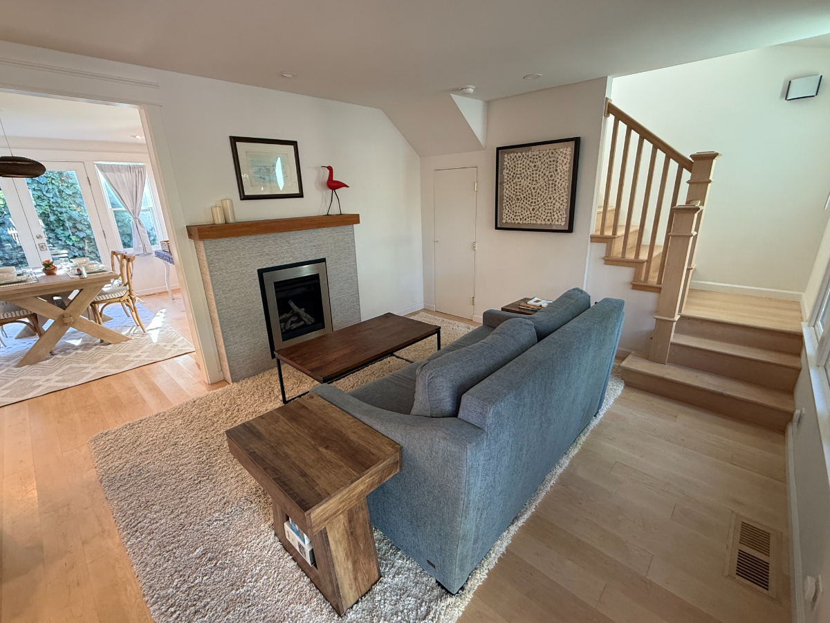 Stylish 1BR Retreat with Modern Finishes in a Prime Location - All Included