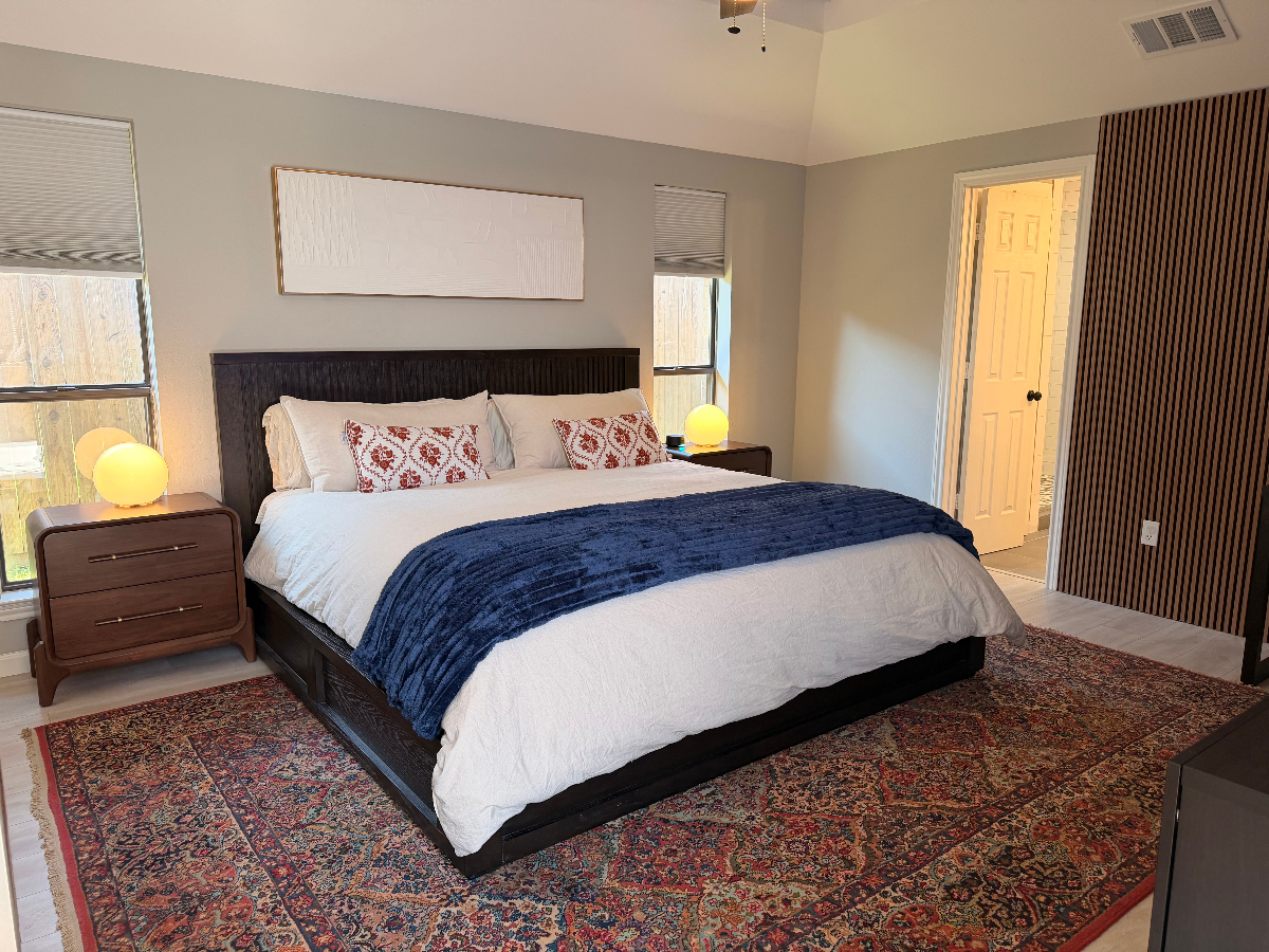 Modern Private Suite | Private Entrance & Bathroom | Patio | Workspace | Near Hospitals - Photo 8