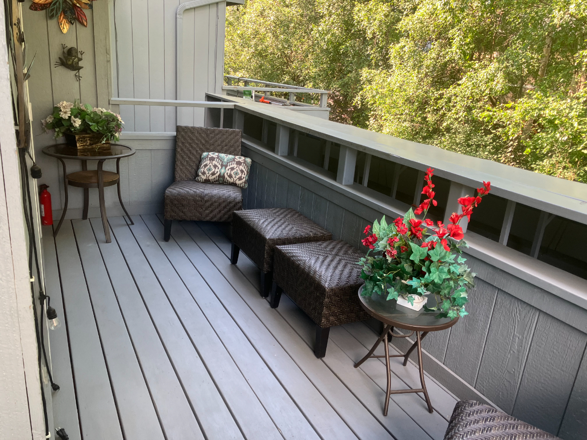 Spacious Fully Furnished 3-Bedroom Townhome in midtown - Photo 9
