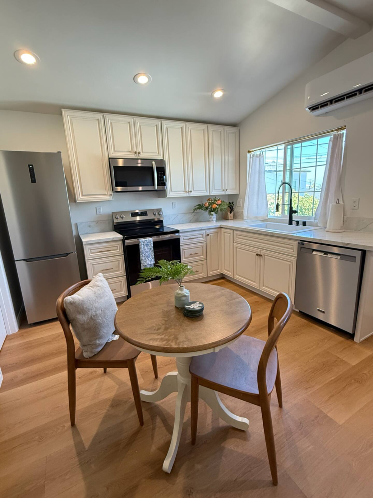 New Detached Guest Studio | Full Kitchen | W/D | Private Entrance & Fenced Courtyard - Photo 1
