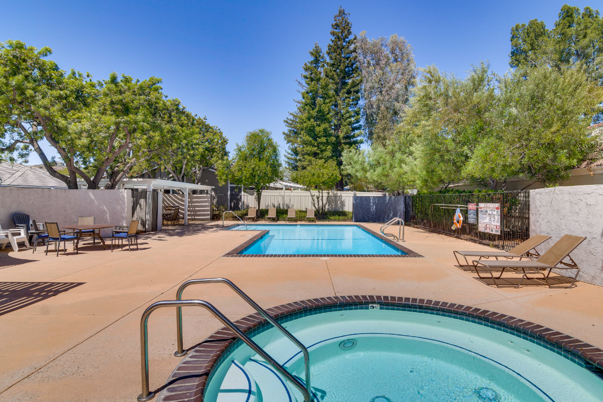 Remodeled Lakehouse | 30 Days Min | Pets Welcome - 584024 - Photo 4
