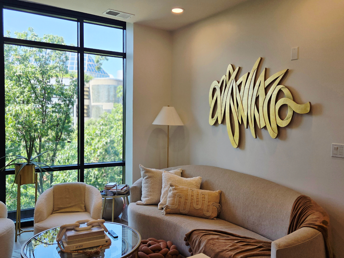 Luxury Furnished 1BR Near Metro & Hospitals - Photo 6