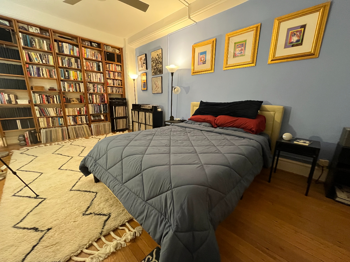 Spacious 1 Bedroom / 1 Bath unit in historic Dupont Building - Photo 1