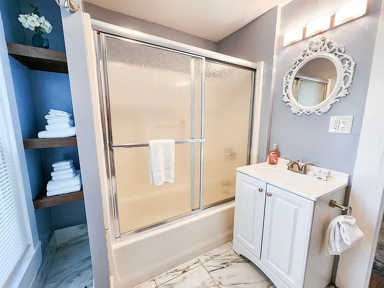 Apartment for the traveling Professional in Rutland - Photo 10