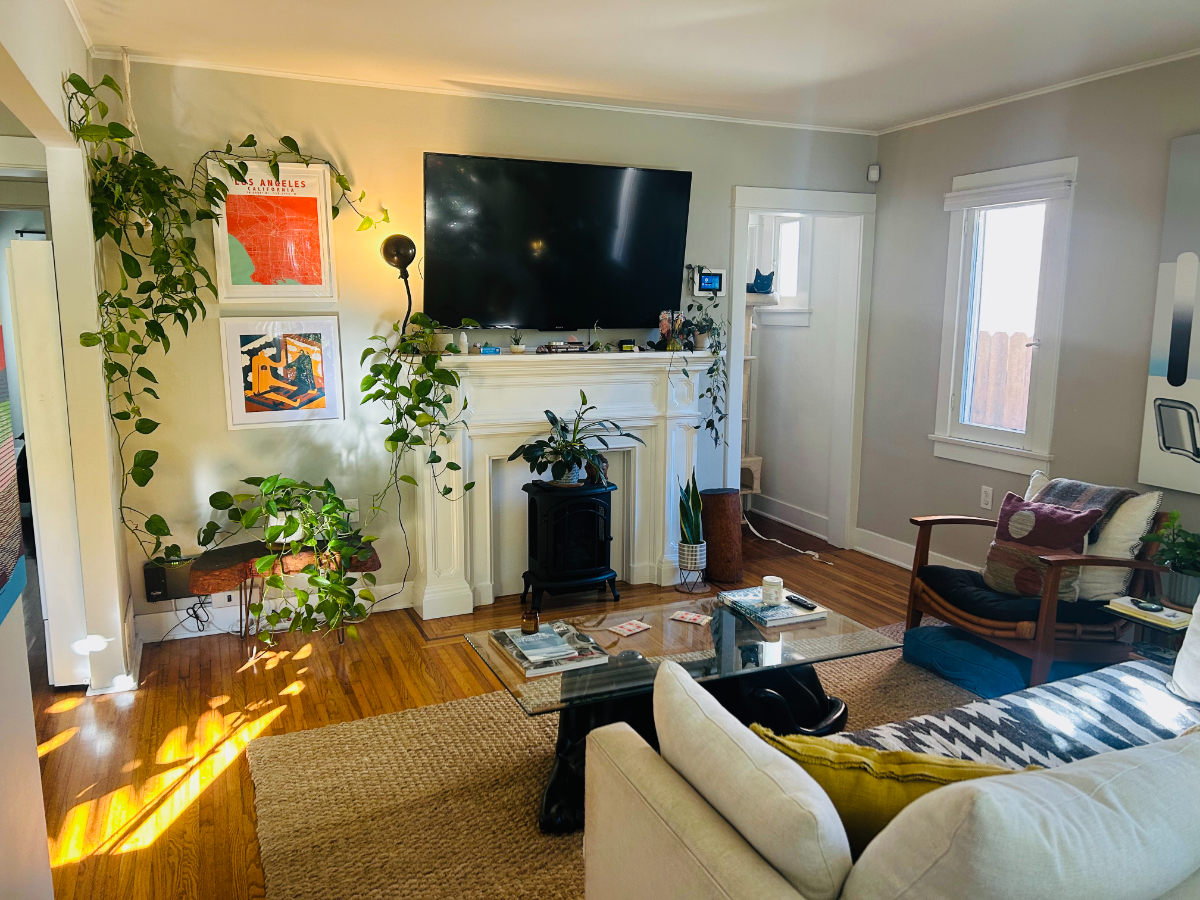 Updated 1921 Bungalow in the Heart of Venice Beach - Photo 2