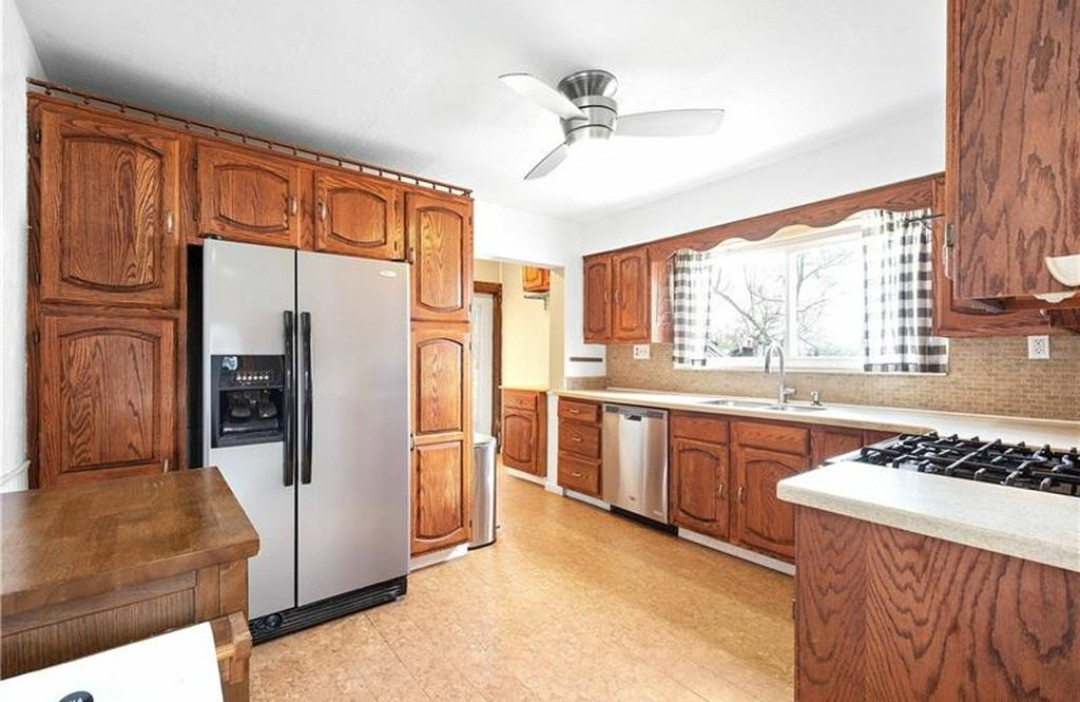 Cityview Room Near AGH, CCAC and Downtown - Photo 3
