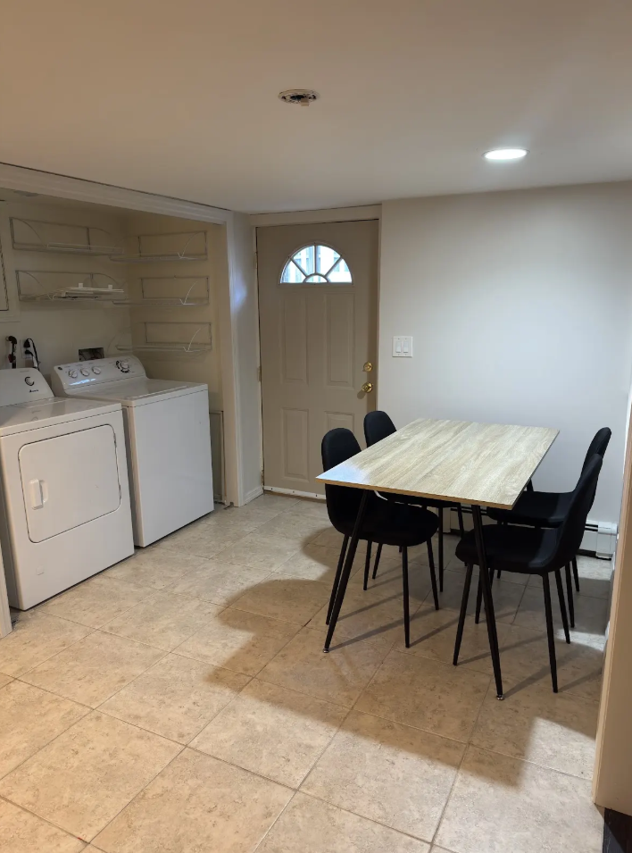 Bohemia One Bedroom Apartment - Photo 4