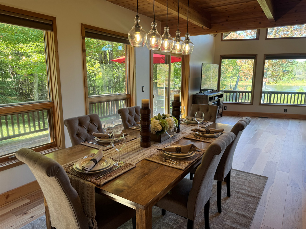 Peaceful, Private & Conveniently Located - Photo 8