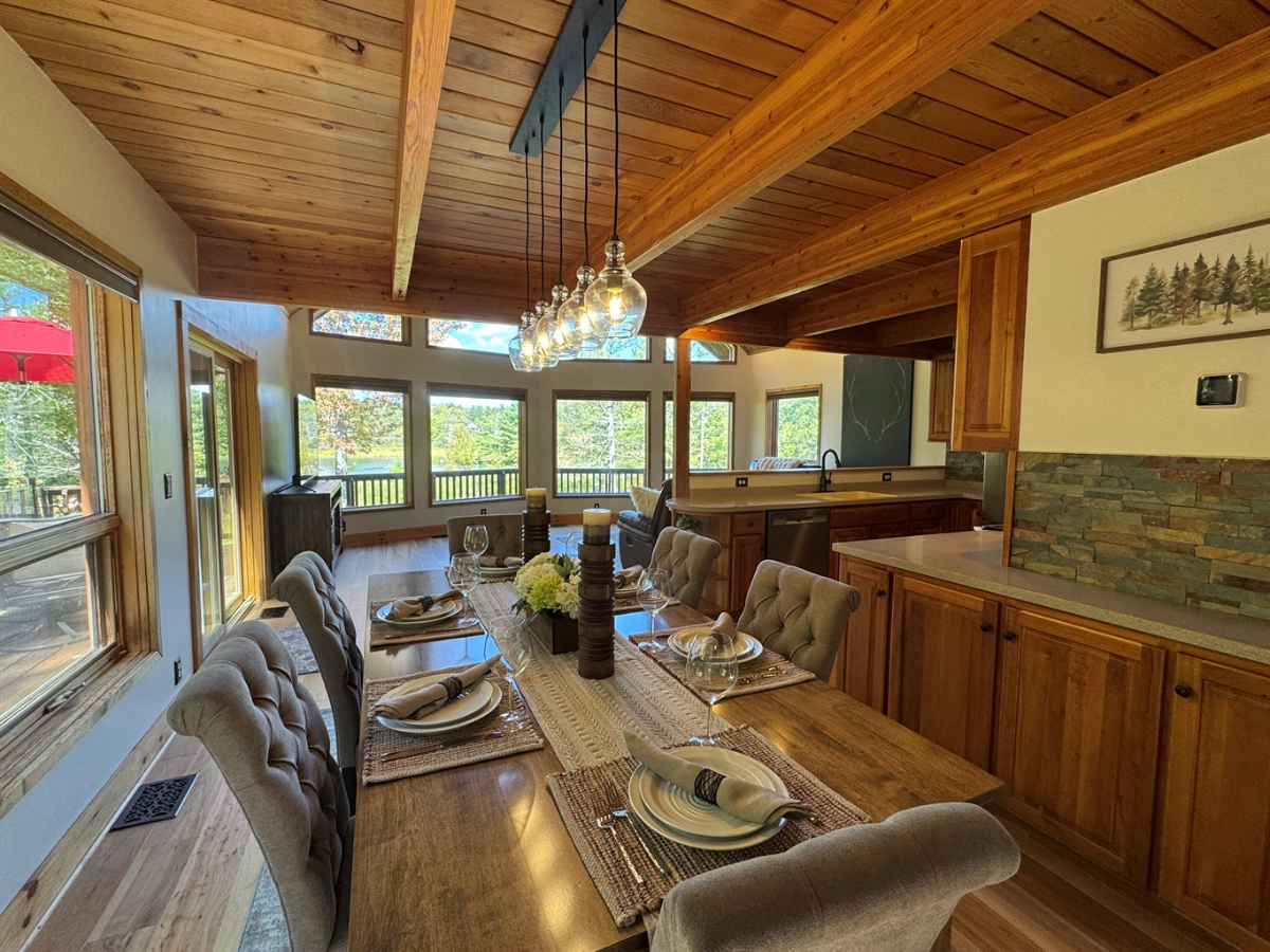 Peaceful, Private & Conveniently Located - Photo 9