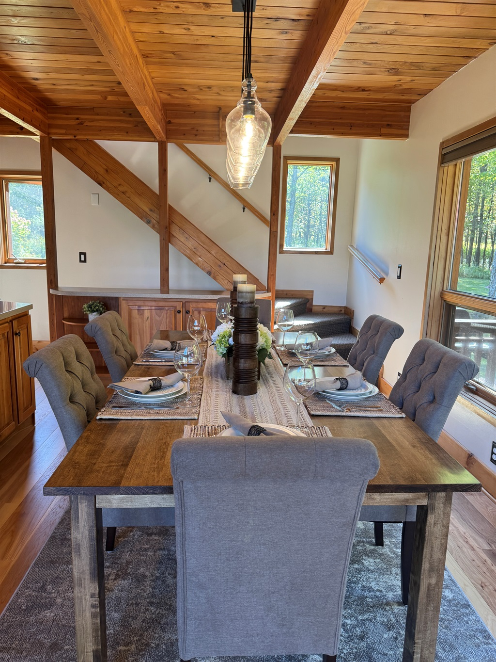 Peaceful, Private & Conveniently Located - Photo 11