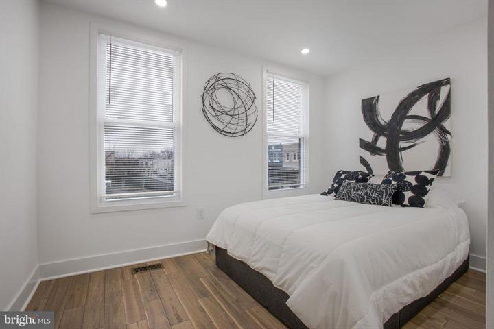 Charming 2-Bedroom Home in Capitol Hill/Kingsman Park - Photo 12