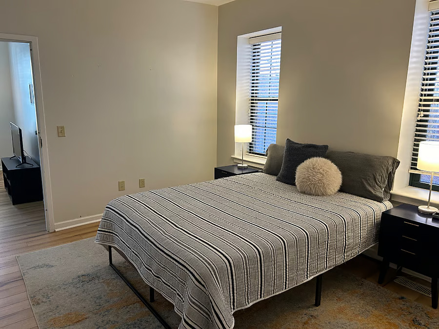 Minutes to URMC/Strong - Furnished 1BR in Walkable East End, All-Inclusive - Photo 7