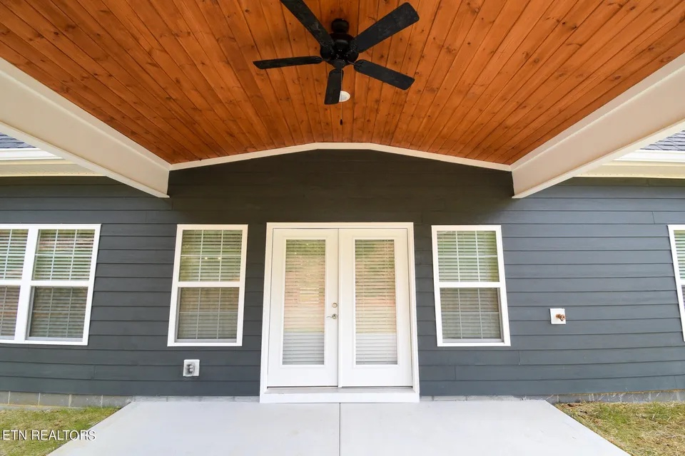 Spacious 2nd-Floor Retreat with Private Bath & Loft Access | 12 Min to Downtown Knoxville - Photo 8
