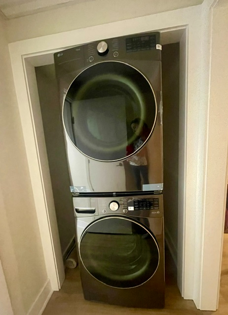 Very roomy home - Photo 7