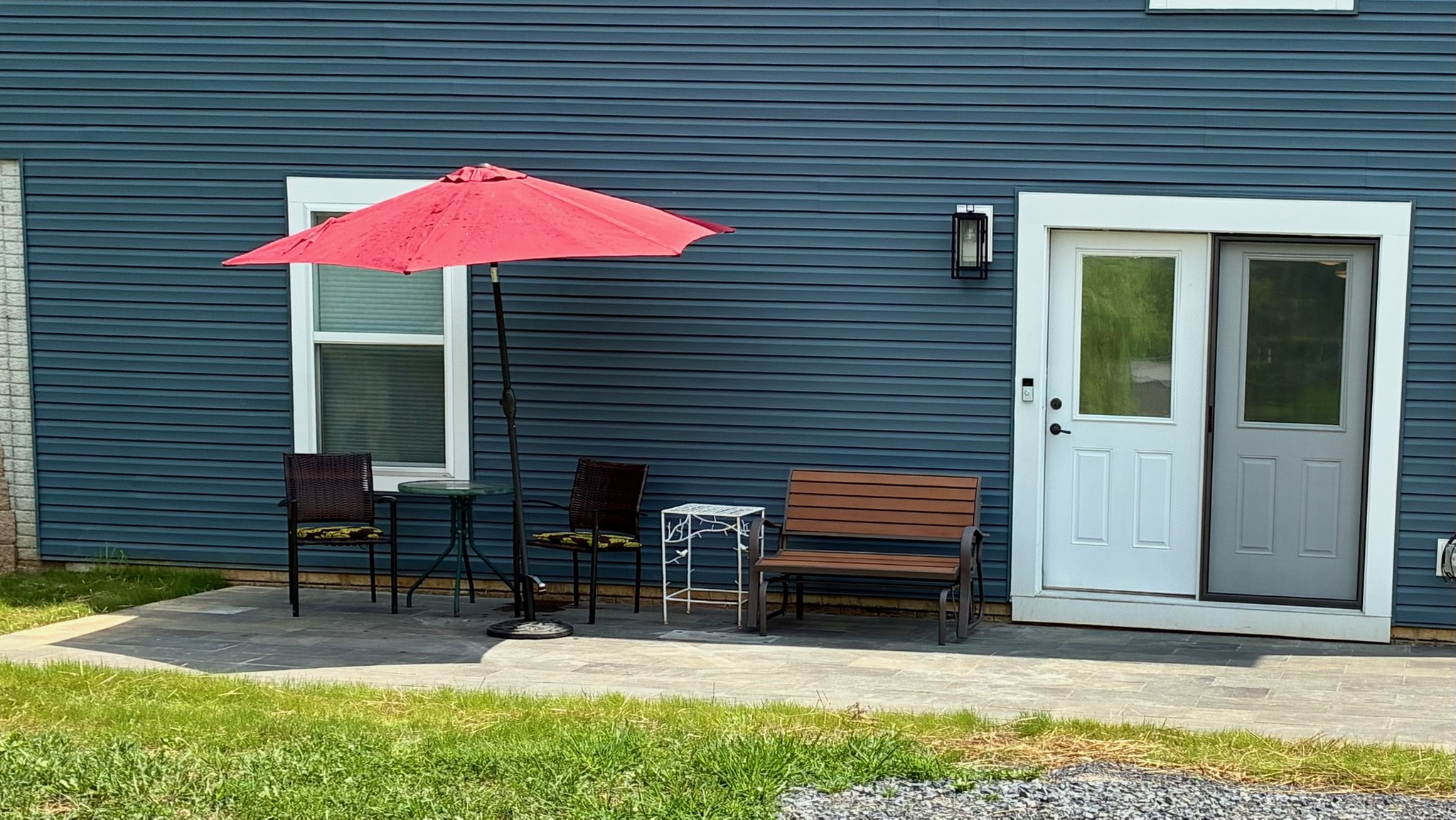Very roomy home - Photo 9
