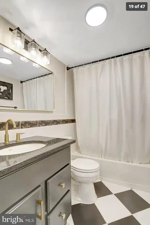 Prime SW Waterfront Condo - Photo 8
