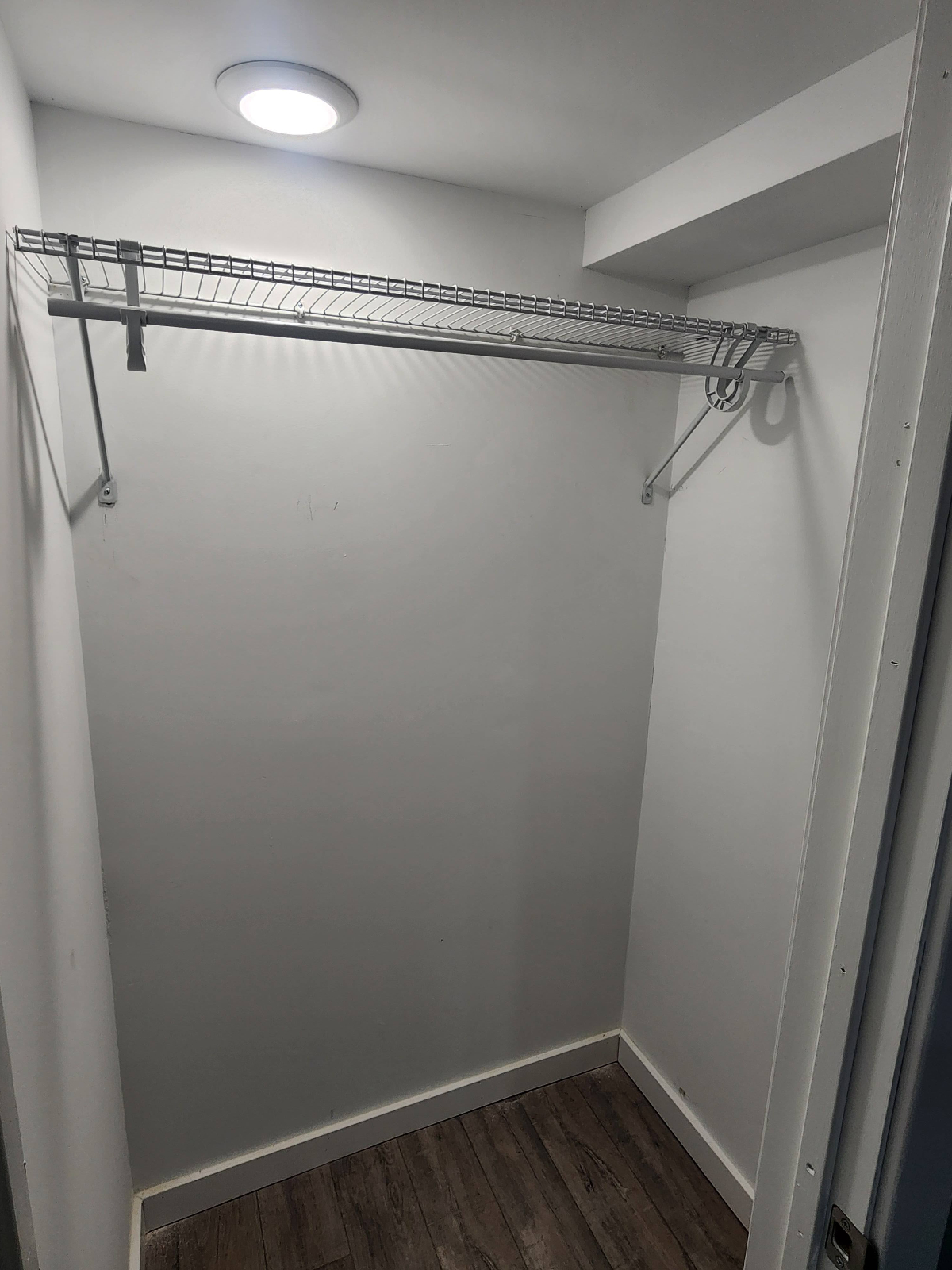 Minutes from the Fulfillment Center Project - Fully Furnished & Move-In Ready - Photo 11