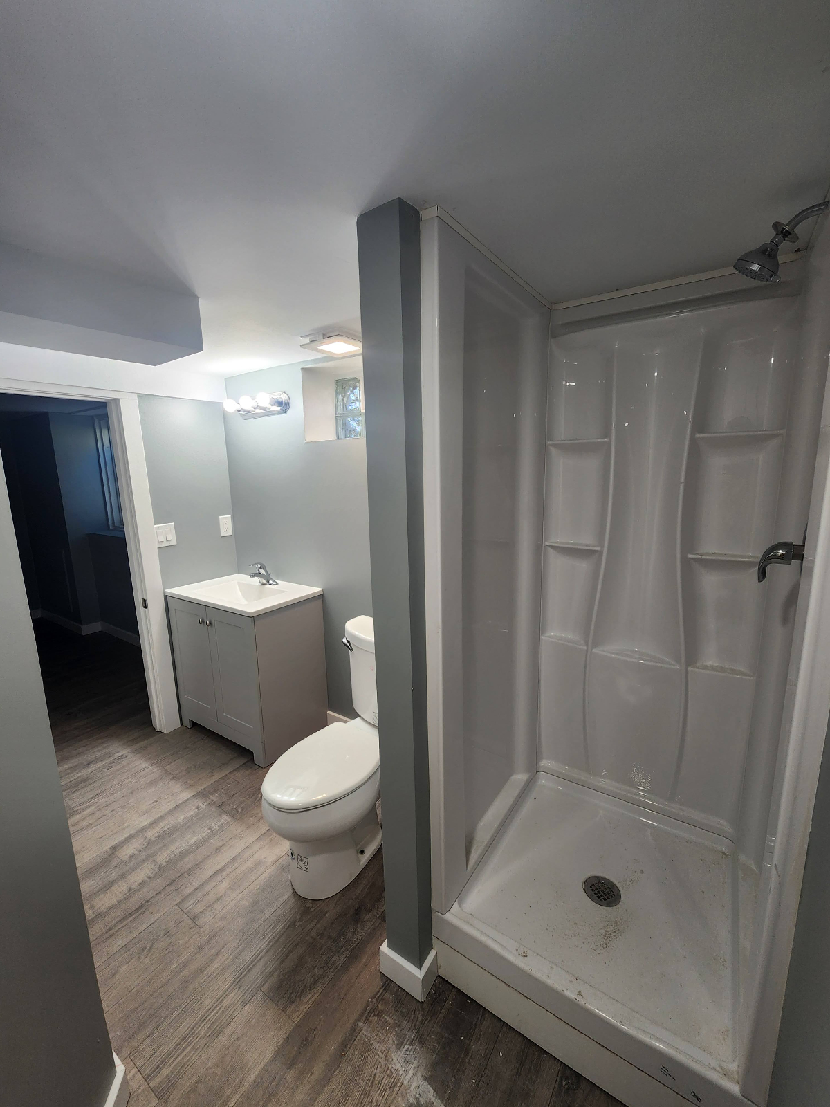 Minutes from the Fulfillment Center Project - Fully Furnished & Move-In Ready - Photo 12