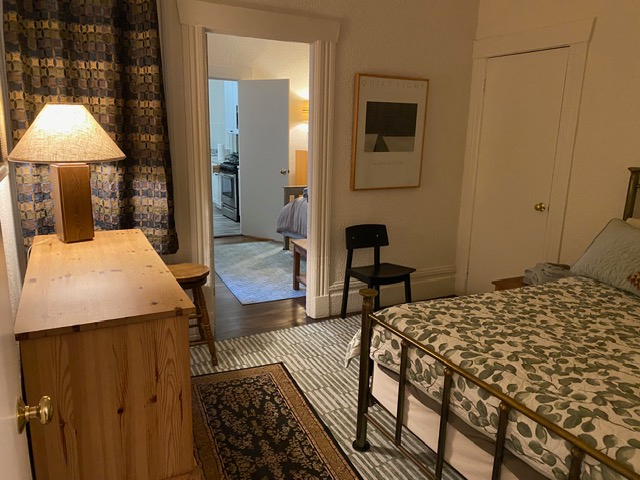 Cozy Furnished Apartment with Flexible Second Room & Garden Access - Photo 1